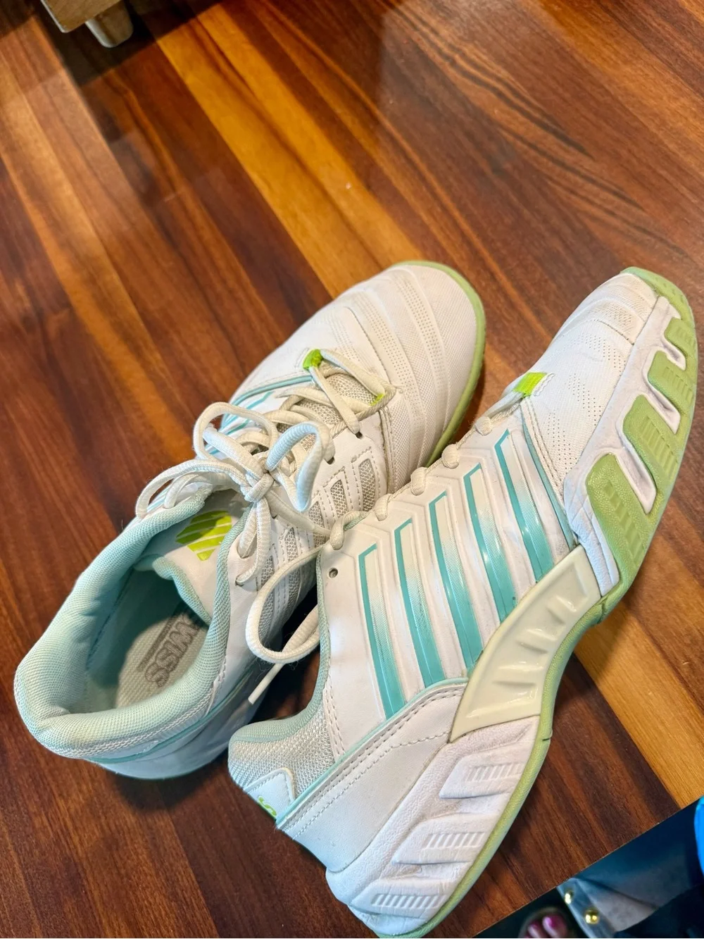 Pickleball Shoes - Lightweight Comfort